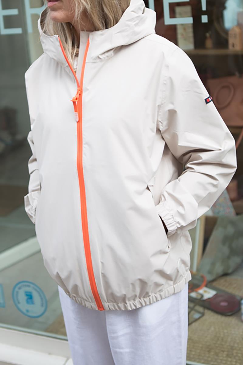 Chubasquero Beige Embolsable