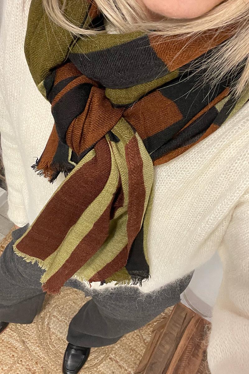 Fular Lana Franjas Oliva Caldero