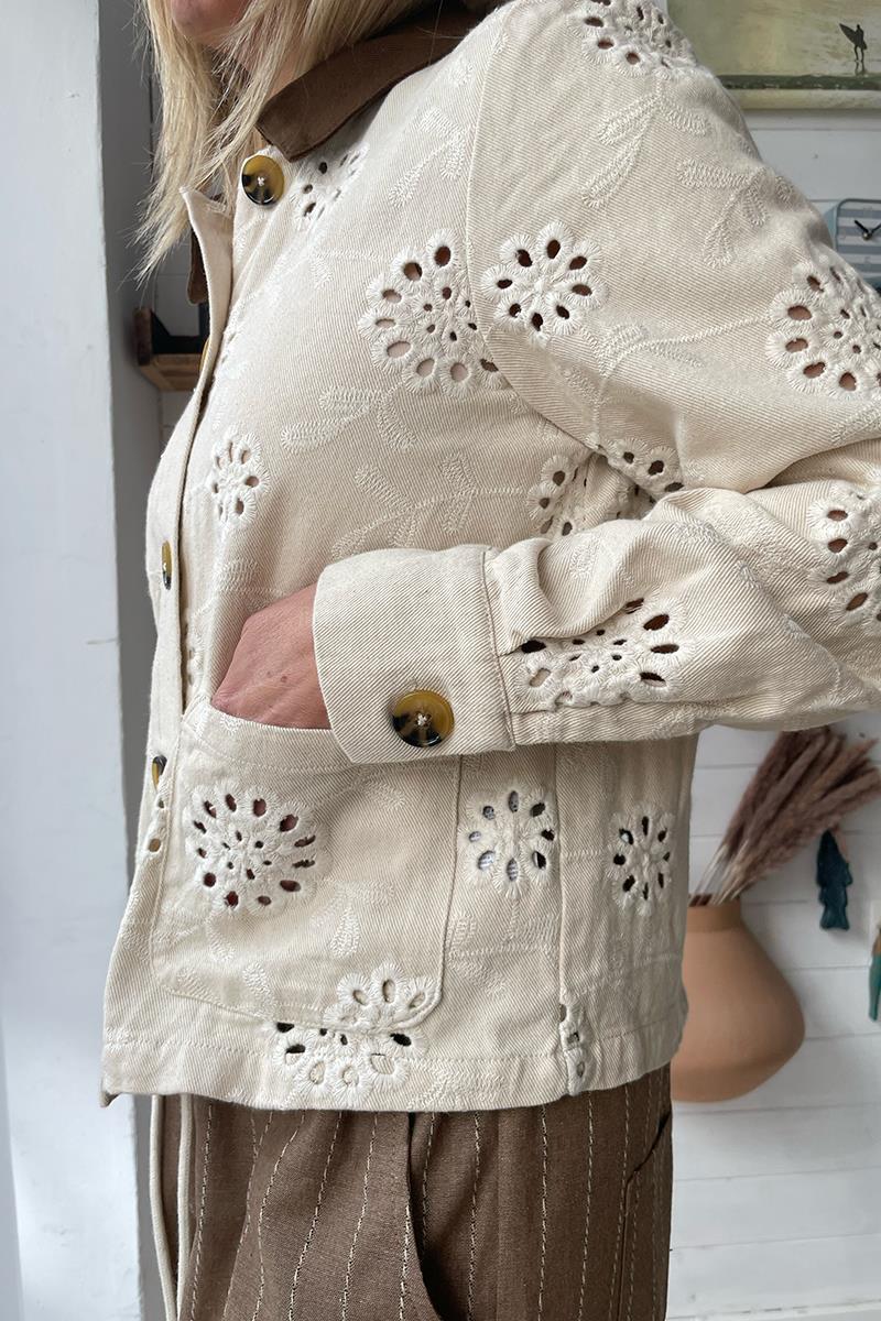 Chaqueta Worker Flores Bordadas