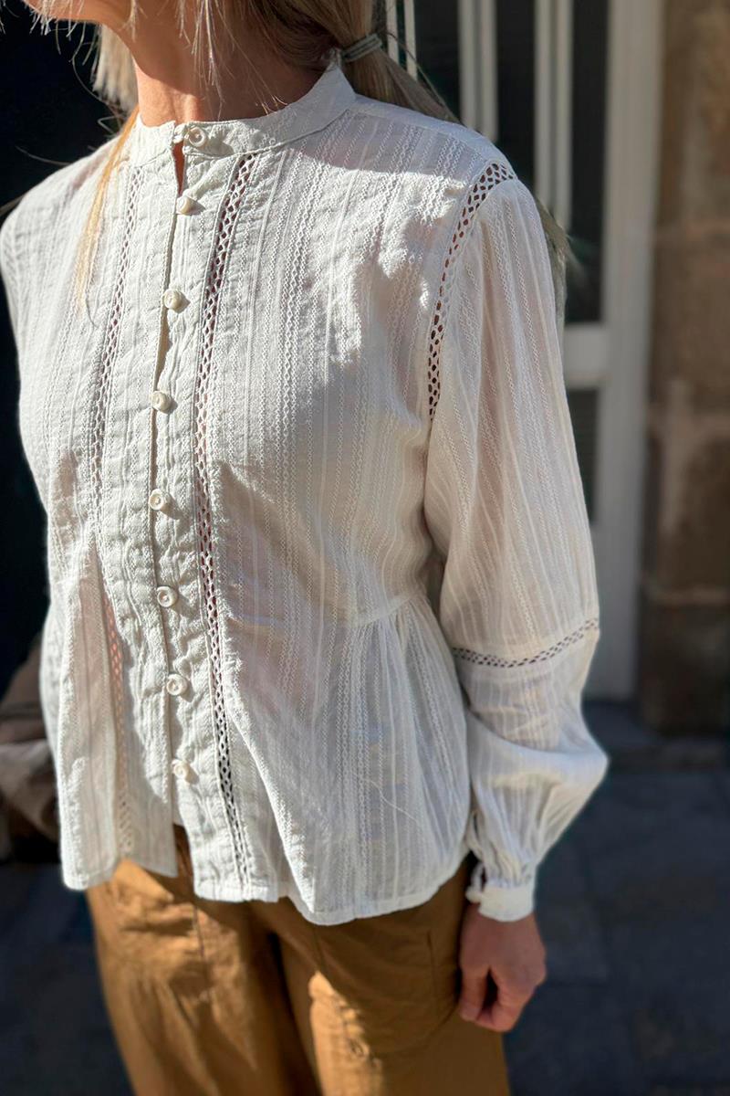 Blusa Blanca Puntilla